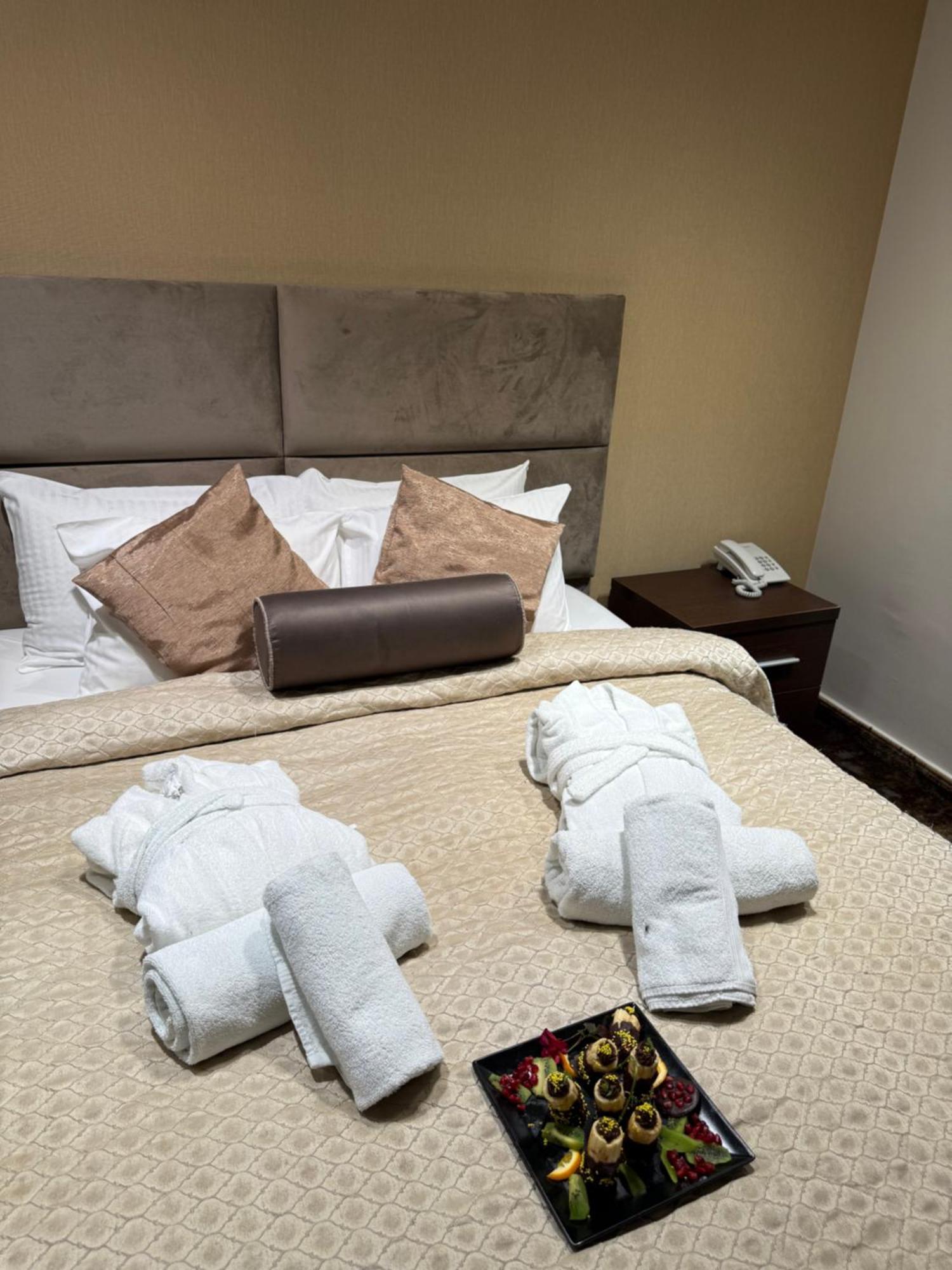 Guest House Panorama Aqualux With Free Parking Novi Sad Exterior foto