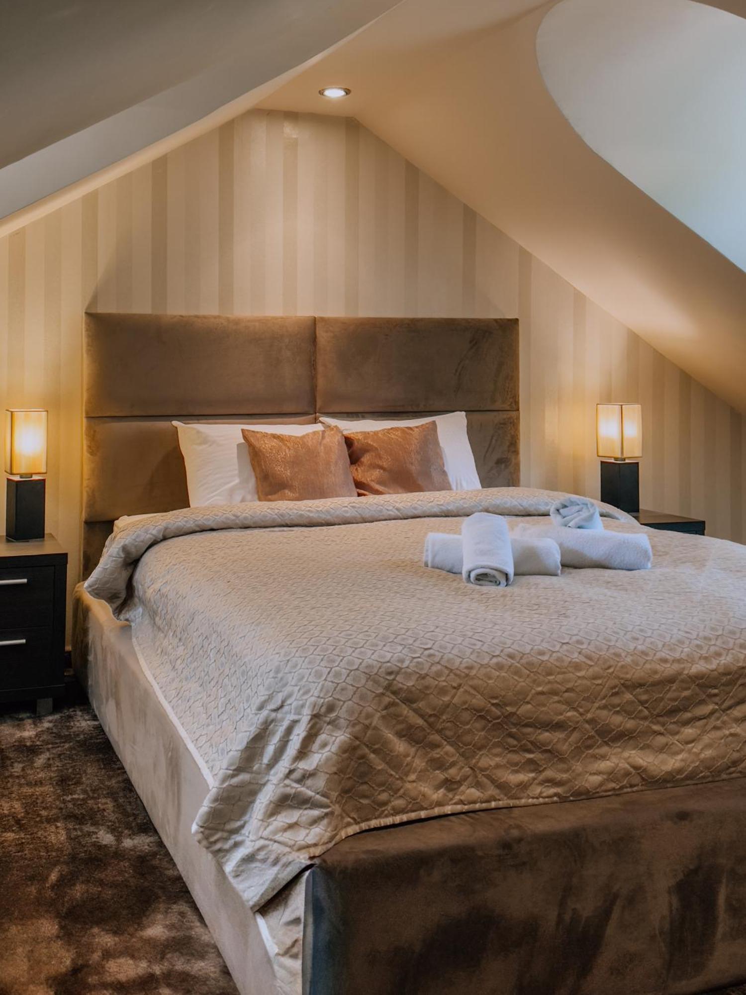 Guest House Panorama Aqualux With Free Parking Novi Sad Exterior foto