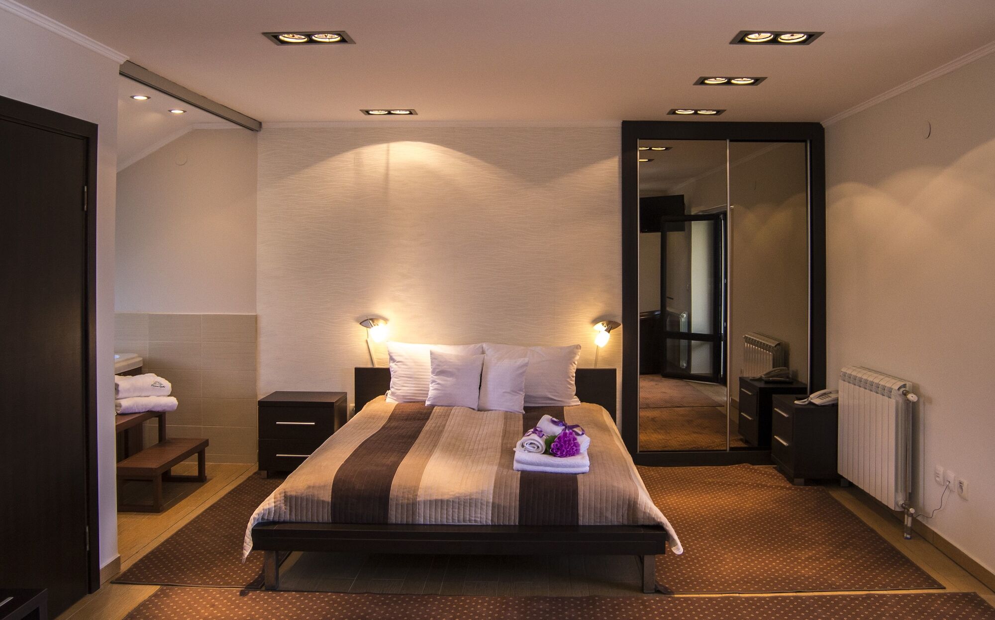 Guest House Panorama Aqualux With Free Parking Novi Sad Exterior foto